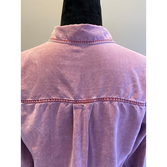 Express Blouse Button Down Snaps Size Medium Distressed Pink Collared Pockets - Picture 6 of 11
